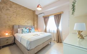 Lighthouse Apartment In The Heart Of Athens