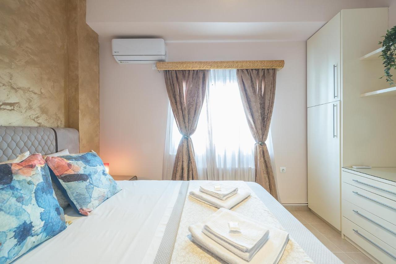 Lighthouse Apartment In The Heart Of Athènes Extérieur photo