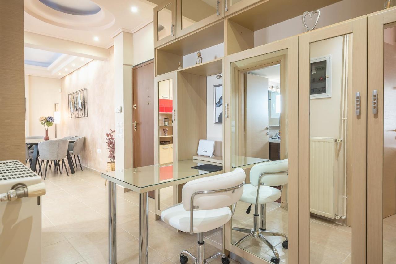 Lighthouse Apartment In The Heart Of Athènes Extérieur photo