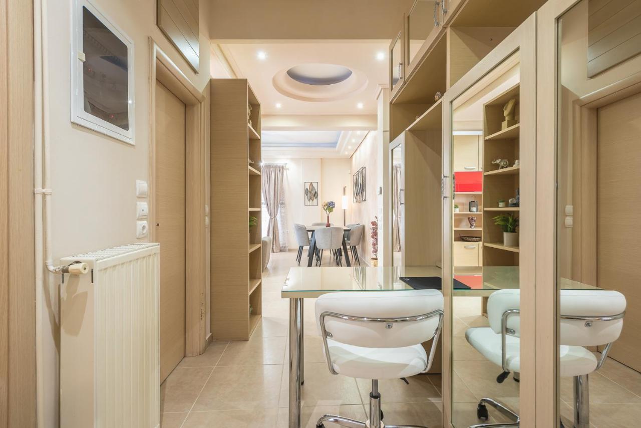 Lighthouse Apartment In The Heart Of Athènes Extérieur photo